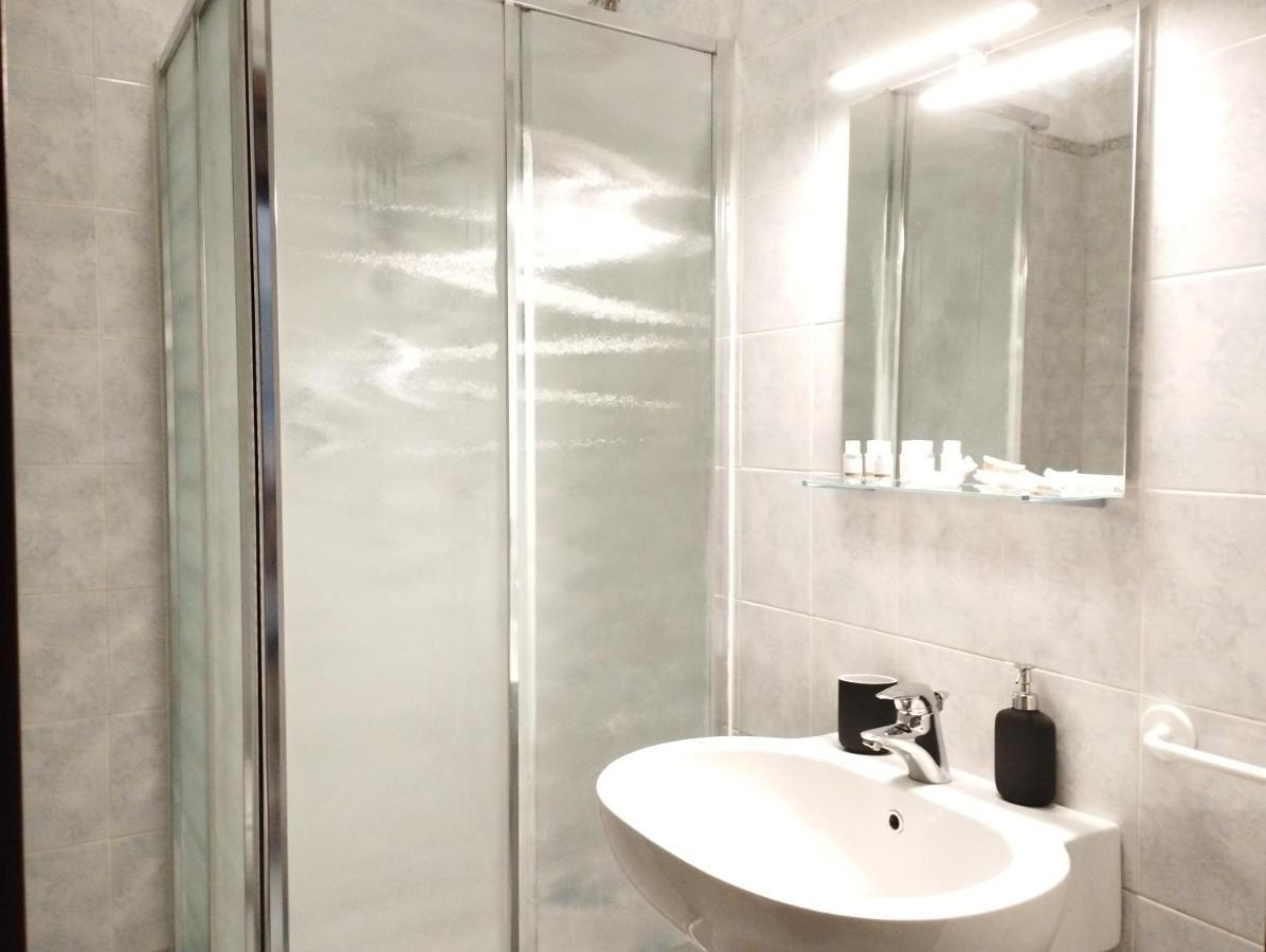 Liguria 51 - Affittica Apartment Milan Luaran gambar